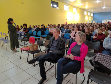 Foto 15: Educação promove treinamento baseado na Lei Lucas