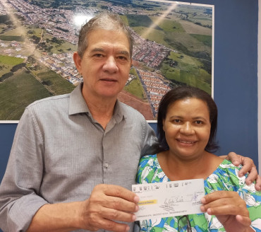 Foto 6: Prefeitura de Quatá entrega prêmios para os sorteados do IPTU 2025