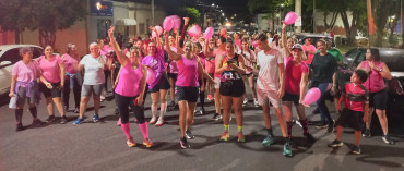 Foto 68: Caminhada e Passeio Ciclístico em prol do Outubro Rosa
