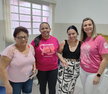 Foto 37: Saúde realiza ações alusivas a Campanha do outubro Rosa