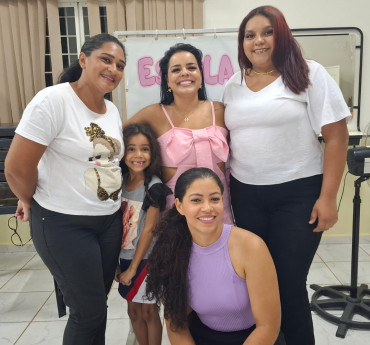 Foto 43: Curso de Automaquiagem