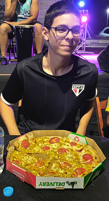 Foto 64: Quatá realiza 1º Concurso: quem Come Mais Pizza e Concurso Arte na Caixa