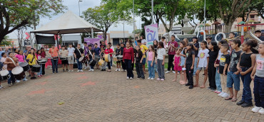 Foto 4: Guri comemora 30 anos com flashmob simultâneo em 70 cidades