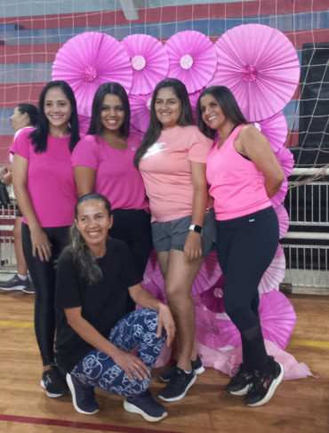 Foto 22: Aulão de Zumba e Ritmos: em especial ao Outubro Rosa!