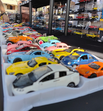 Foto 119: 3º Encontro de Carros Antigos e Motociclistas reúne centenas de expositores em Quatá