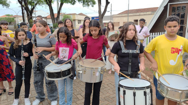 Foto 10: Guri comemora 30 anos com flashmob simultâneo em 70 cidades
