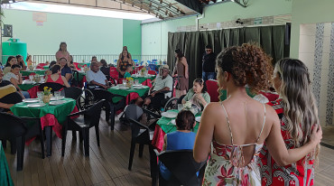 Foto 18: Em clima de Natal, Residência Terapêutica participa de confraternização