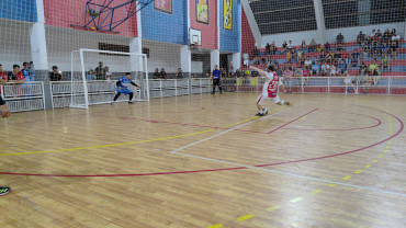 Foto 104: Villa F.C vence nos pênaltis a final do Campeonato de Férias e conquista o título de campeã da competição