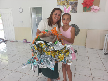 Foto 10: Entrega de Ovos de Páscoa 2025