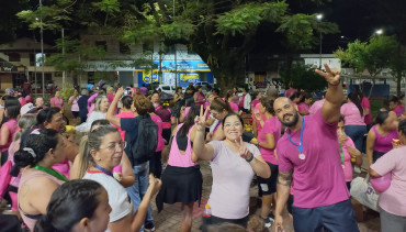 Foto 54: Caminhada e Passeio Ciclístico em prol do Outubro Rosa