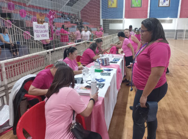 Foto 34: Aulão de Zumba e Ritmos: em especial ao Outubro Rosa!