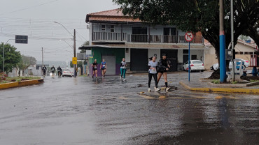 Foto 41: 5ª TVCom Running - Corrida de Pedestres em comemoração ao aniversário de Quatá