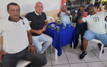 Foto 41: Funcionários Municipais de Quatá são homenageados com festa