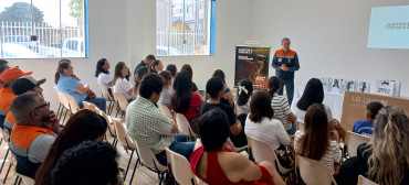 Foto 2: Alunos de Quatá são premiados no 3º Concurso Cultural 
