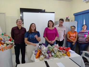 Foto 38: Entrega de Ovos de Páscoa 2025