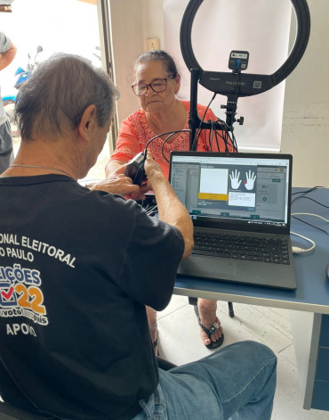 Foto 12: Junta do Cartório Eleitoral realiza mais um atendimento para 1º Título de Eleitor e Regularização da Biometria