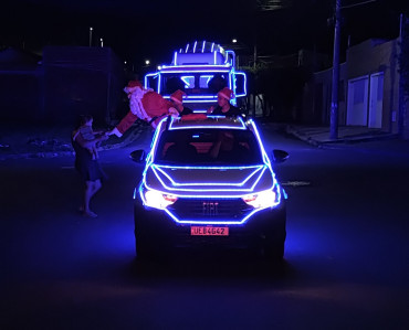 Foto 13: Natal de Luz da G10 Concreto leva carreata natalina às ruas de Quatá