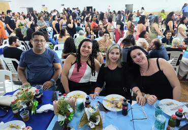 Foto 120: Funcionários Municipais de Quatá são homenageados com festa