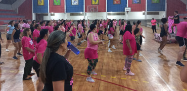 Foto 69: Aulão de Zumba e Ritmos: em especial ao Outubro Rosa!