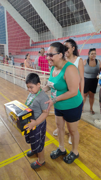 Foto 17: Especial de Natal: entrega de brinquedos