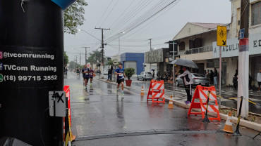 Foto 28: 5ª TVCom Running - Corrida de Pedestres em comemoração ao aniversário de Quatá