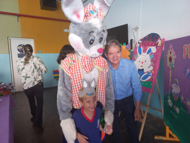 Foto 109: Entrega de Ovos de Páscoa 2025
