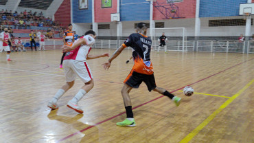 Foto 48: Villa F.C vence nos pênaltis a final do Campeonato de Férias e conquista o título de campeã da competição