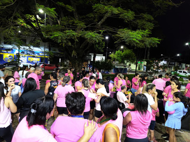 Foto 57: Caminhada e Passeio Ciclístico em prol do Outubro Rosa