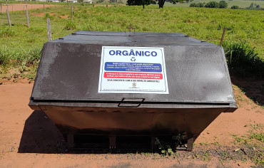 Foto 4: Implantação de caçamba e Ecoponto na Zona Rural