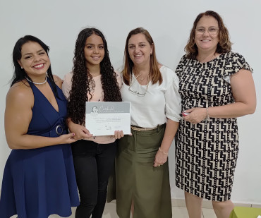 Foto 21: Entrega de certificados marca encerramento de cursos profissionalizantes em Quatá