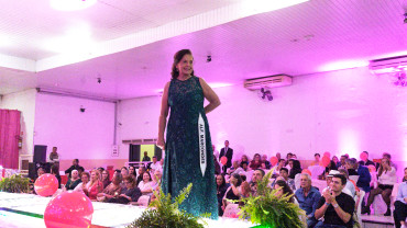 Foto 98: Candidata de Quatá vence Concurso Miss Terceira Idade Regional 2025