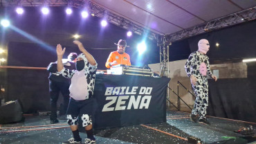 Foto 170: Julinão Caipira atrai centenas de pessoas