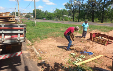 Foto 39: Prefeitura de Quatá realiza mais um arrastão contra a Dengue e Escorpião