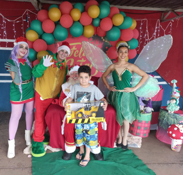 Foto 79: Especial de Natal: entrega de brinquedos