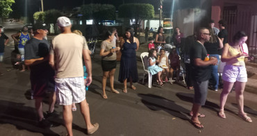 Foto 13: Quatá realiza 1º Concurso: quem Come Mais Pizza e Concurso Arte na Caixa