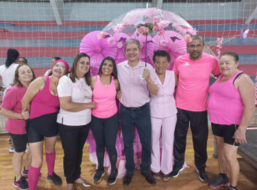 Foto 79: Aulão de Zumba e Ritmos: em especial ao Outubro Rosa!