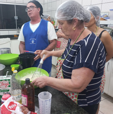 Foto 1: Delícias de Natal: Curso de Panetone e Bolachinhas Natalinas
