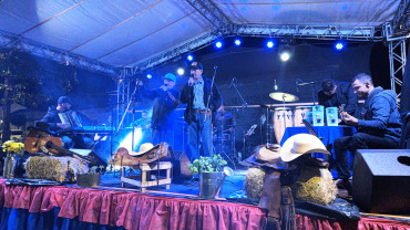 Foto 127: Aniversário de Quatá contou com diversos eventos