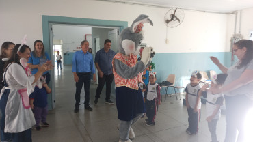 Foto 93: Entrega de Ovos de Páscoa 2025