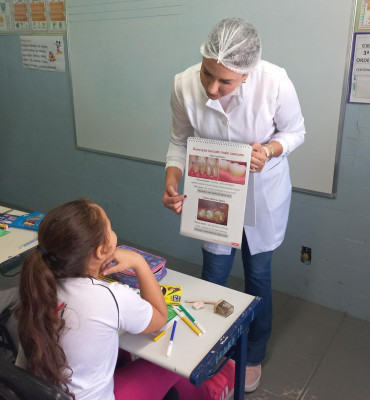 Foto 34: Saúde Bucal vai até as Escolas Municipais e particulares de Quatá