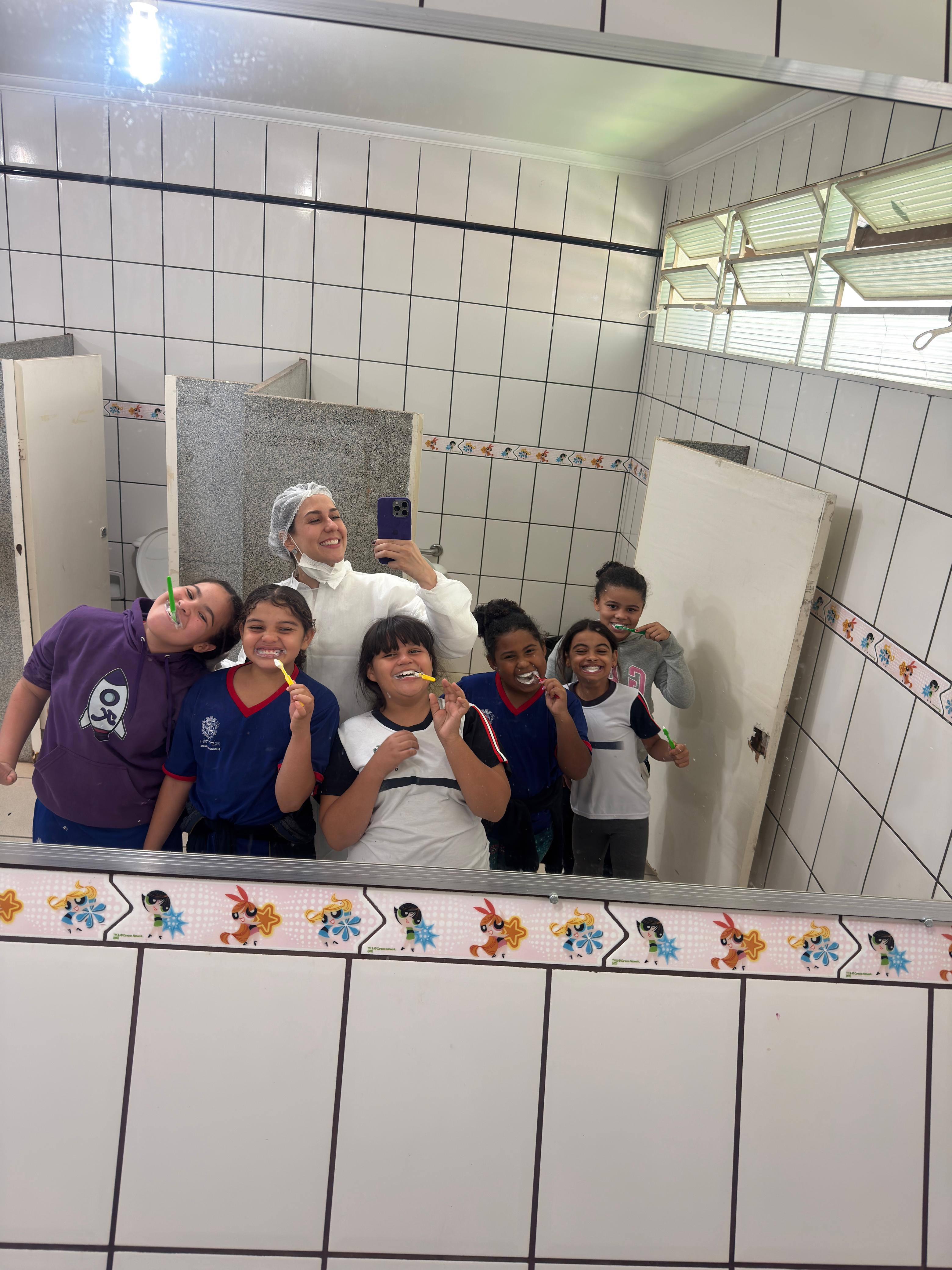 Foto 1: Ações de prevenção em saúde bucal