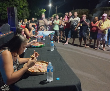 Foto 35: Quatá realiza 1º Concurso: quem Come Mais Pizza e Concurso Arte na Caixa