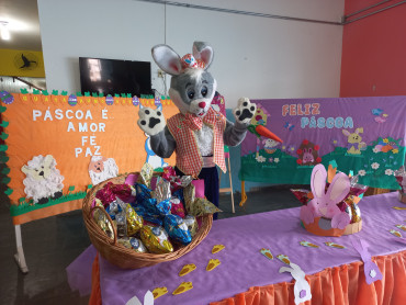 Foto 168: Entrega de Ovos de Páscoa 2025