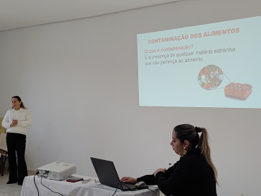 Foto 7: Cozinheiras participam de capacitação