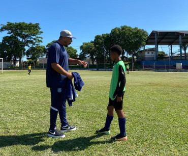 Foto 33: Avaliação do Sfera Futebol Clube reúne atletas de Quatá