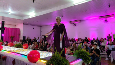 Foto 32: Candidata de Quatá vence Concurso Miss Terceira Idade Regional 2025