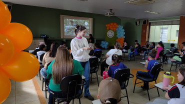 Foto 31: Prefeitura de Quata e Usina Ibéria promovem ação educativa para conservação de aves ameaçadas   