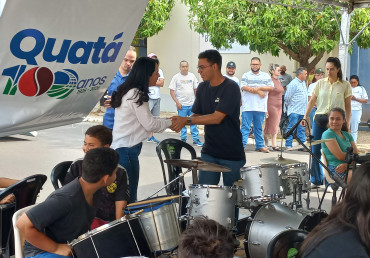 Foto 22: Primeira-dama do Estado de SP, Cristiane Freitas, visita Quatá