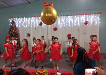Foto 118: Apresentações de encerramento de final de ano das Creches