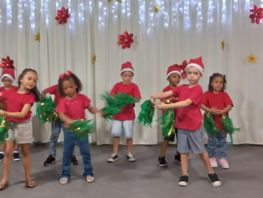 Foto 115: Apresentações de encerramento de final de ano das Creches